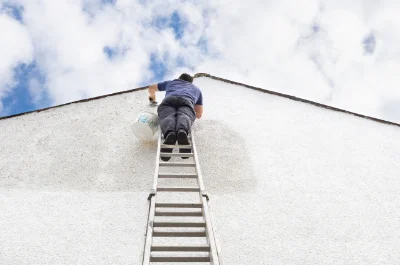 Peinture extérieure à la Souche — façades et ravalement